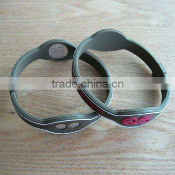 Silicone wristband inside 3 holograms