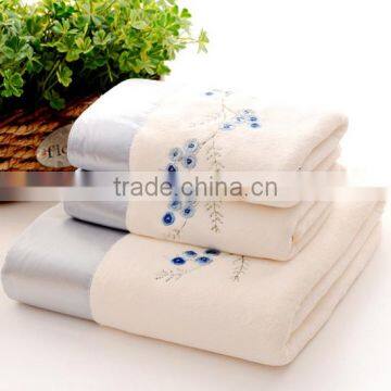 Wholeasale textiles couple microfiber creative promotion towel gift items