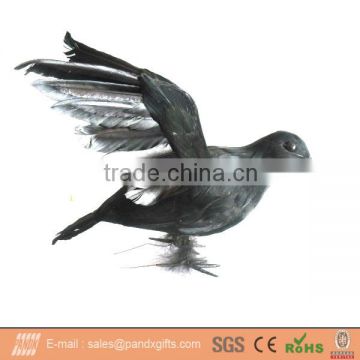 Flying black feather crow for halloween garden decor