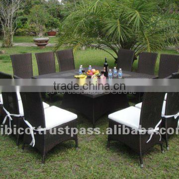 13pcs garden furniture/ modern dining set 2012