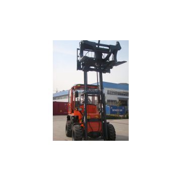 4 DRIVE FORKLIFT CPCY30