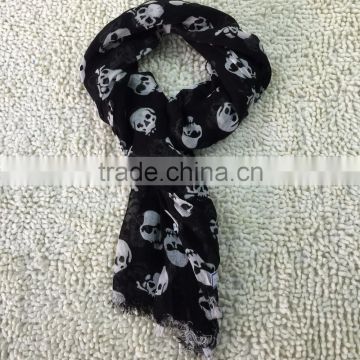 Wholesale 100% Viscose skull printed fringed shawl scarf