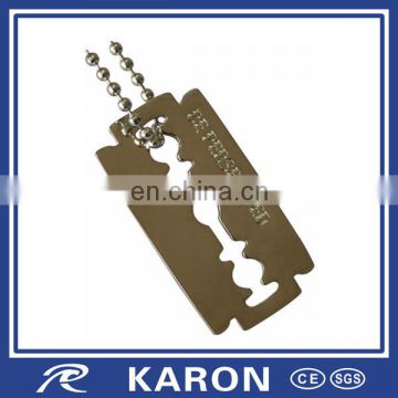 personalized razor blade dog tag in zinc alloy