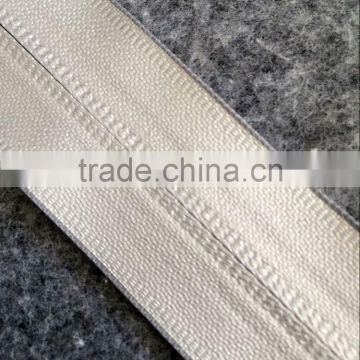 Customized length 5# water proof nylon zipper silver finishing