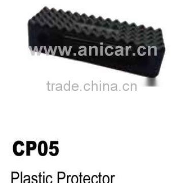 CP05 Plastic Protector