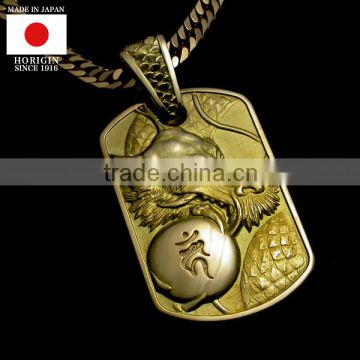 Luxury and traditional gold lion pendant pendant with Stylish made in Japan