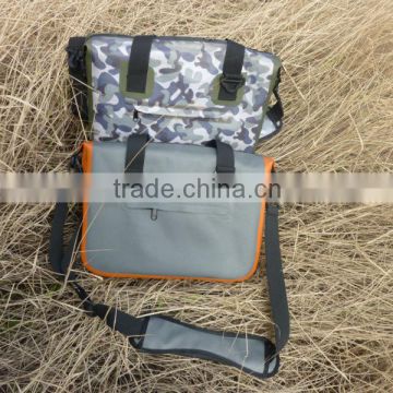 2014 fashionable camouflage waterproof laptop bag