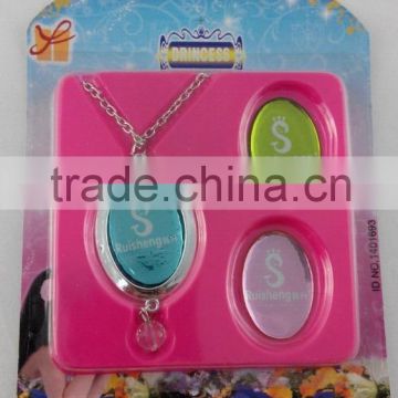 promotion cheap gift set pendant in alloy necklace chain locket items for wholesale