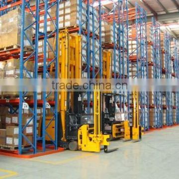 High density storage rack for individual access to all pallets