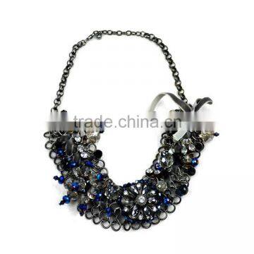 Vintage style Classical white/black/blue crystal flower neckalce