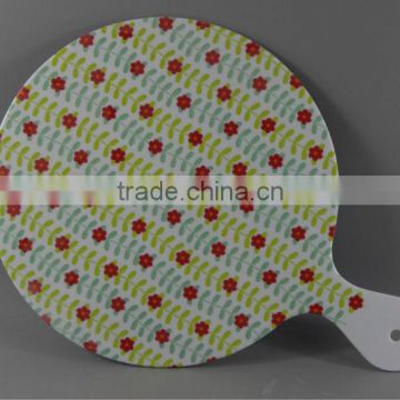 Round melamine cutting board with handle