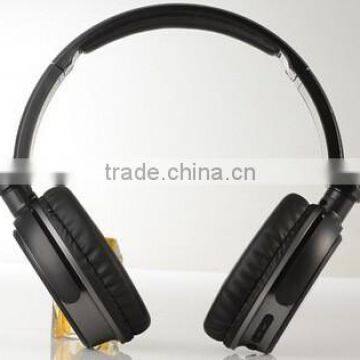 Hot selling bluetooth 4.0 noise cancelling Ultra Bass headphone