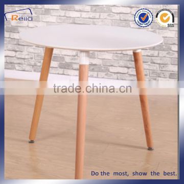 Simple Round Solid Wood Legs Dining Table Indoor Used