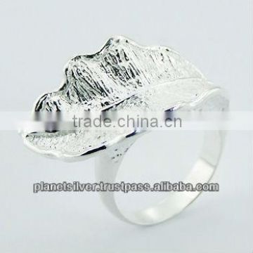 925 Sterling Silver Sublime Silver Plated Leaf Designer Ring