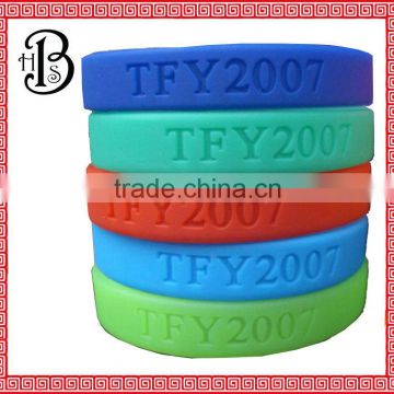 888 HOT silicone bracelets/silicone wristband 2012 debossed 100% silicone wristbands