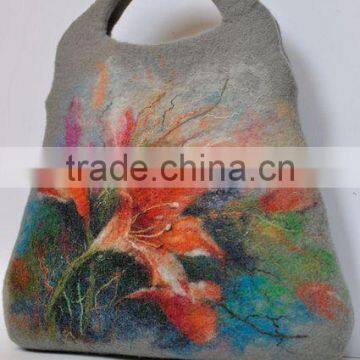 Best Selling Beautiful Flowers Decorated Felt Hand Bag