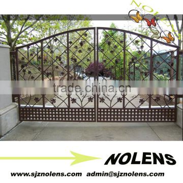 Wrought Iron gate forged iron gate/Hi-Quality Desktop Decorative Small Iron Gate Designs Fence Panels