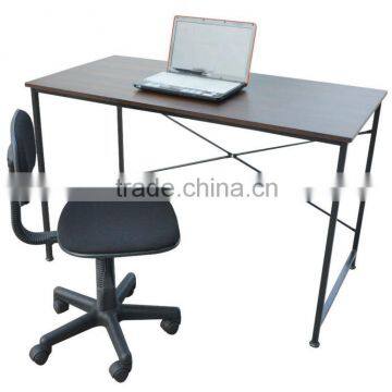 computer table and chair