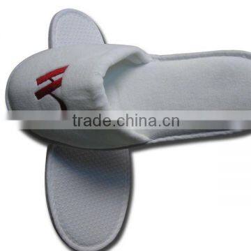 Luxury velour closed toe hotel slipper