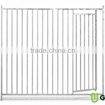 Front with barred gate 5 cm