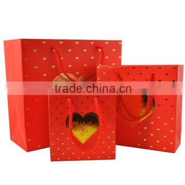 Luxury gold printing heart shape presents paper bag