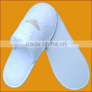 China factory personalized hotel slippers embiordery terry bathroom slippers