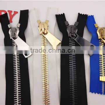 excellent & high quality fancy puller shining teeth large zippers