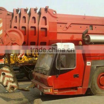 used Grove 450t truck crane for sale in Shanghai, originally made in Japan in good condition