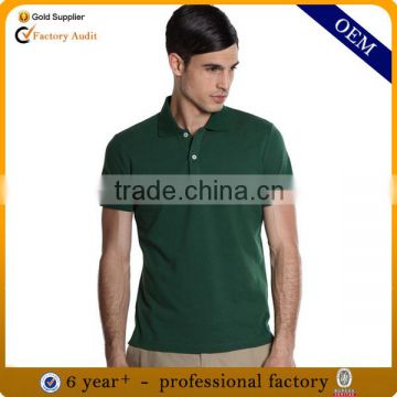 Cheap polo t-shirt with green collar