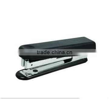 Black stapler BIN216