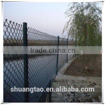 ISO Guangzhou factory pvc coated chain link fence, football playground fence