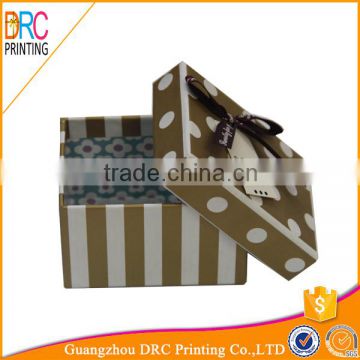 Custom recycled cardboard gift box with ribbon