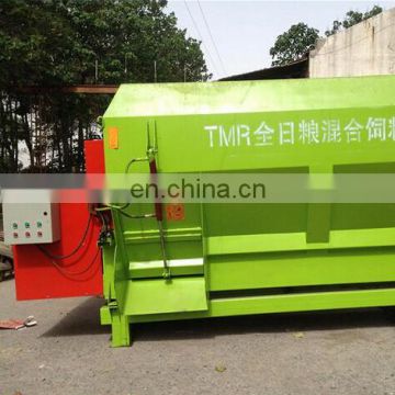 CE approved professional fodder mixer and grinder fodder blending machine can save the labor time
