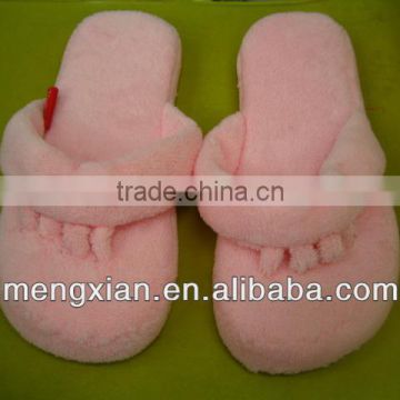 2014 promotional wholesale foot care slippers and fitness exercise slippers