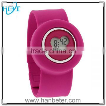 Top quality hot sale water resistant silicone slap watch large display digital watch