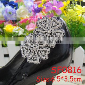 SF0816 2014 New design wedding chain rhinestone flower shoe accessory for women