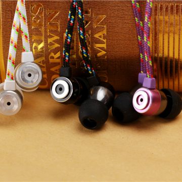 Ufeeling 2056A  Metal spring Listening bass Android computer mobile phone games in general and intercom Earphone Headset