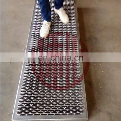 Aluminum Safety Diamond Plank Perforated Grating for stair