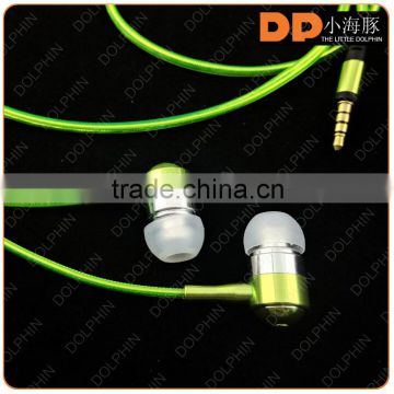 2016 trending products 3.5mm audio jack high glowing embedded LED light ear piece earphone