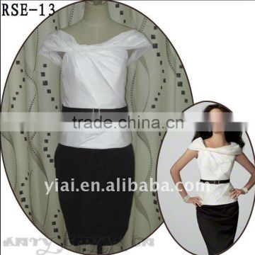 RSE13 Customed 2011 New Design Ladies Fashion Portrait Neckline Shiny Belt Buckle Black And White Short Mother Of Bridal Dress