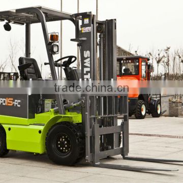 rotating forklifts truck