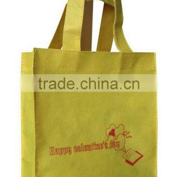 2013 cheap foldable promotion non woven bag with handle