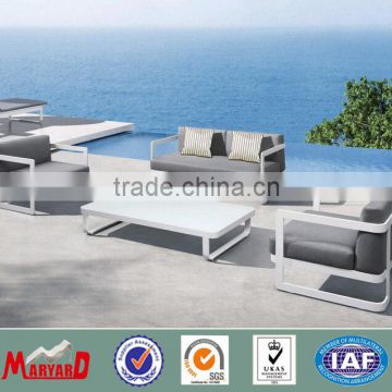 Heavy and durable metal furniture with nice cushion