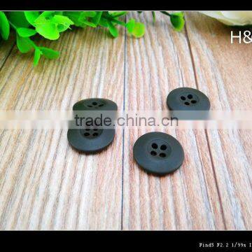 28L resin 4 holes button for clothing