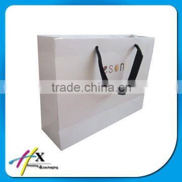 snowy white gloden hot stamping logo custom paper hand bag