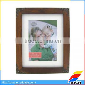 Personalized custom wood photo frames with mat & deco corners