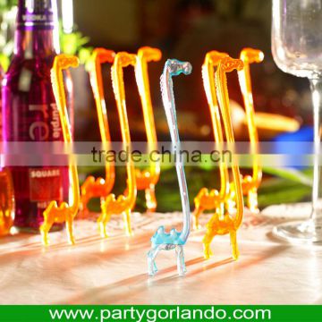 Giraffe design plastic cocktail stirrer