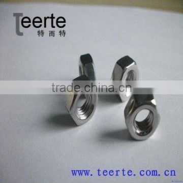 China Manufacture High Quality Screws and Cashew Nuts
