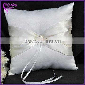 2015 Fashion style newest cute wedding ring pillow