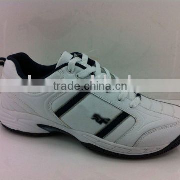 latest new badminton shoes for men